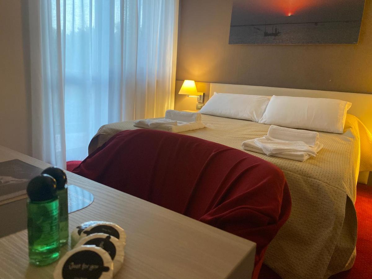 Hotel Lido Bollengo Kültér fotó