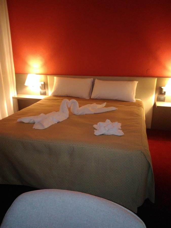 Hotel Lido Bollengo Kültér fotó